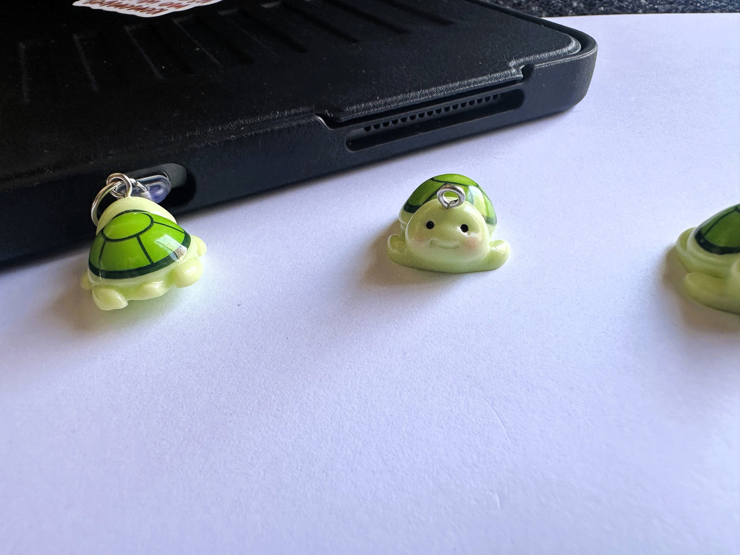 Tiny Turtle (phone charm/dust plug)